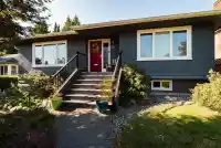 816 LADNER STREET - thumbnail 1