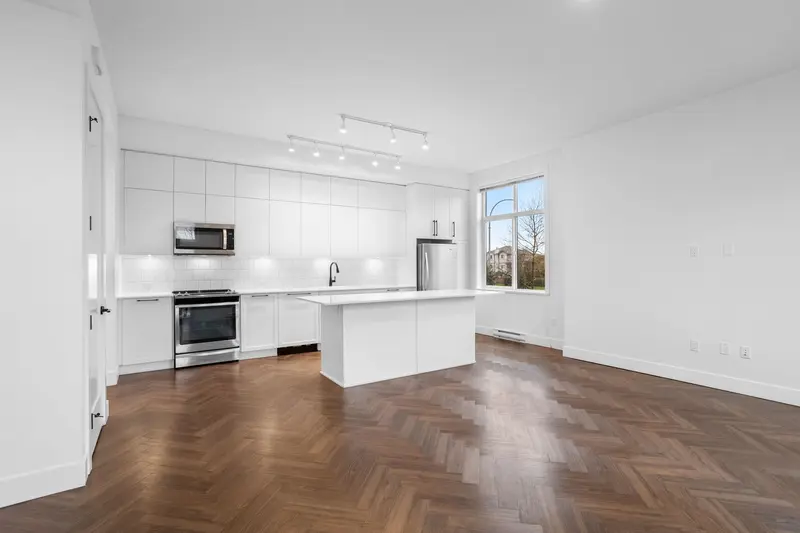 73 17555 57A AVENUE - photo 4 of 25