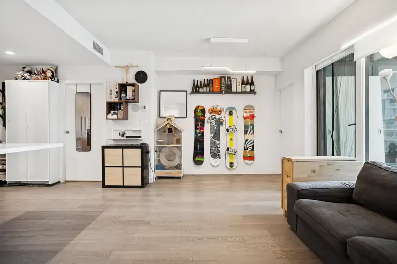 413 6811 PEARSON WAY - photo 3 of 39