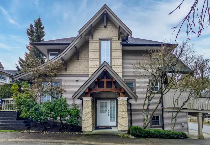 42 8415 CUMBERLAND PLACE - photo 1 of 40