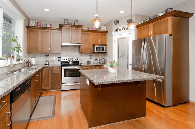 23953 MCCLURE AVENUE - photo 2 of 30