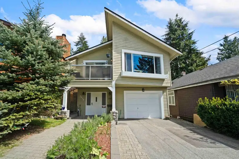 3454 ST. GEORGES AVENUE - photo 1 of 40