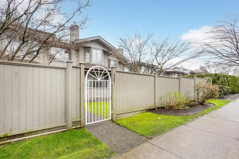 137 2880 PANORAMA DRIVE - photo 1 of 33