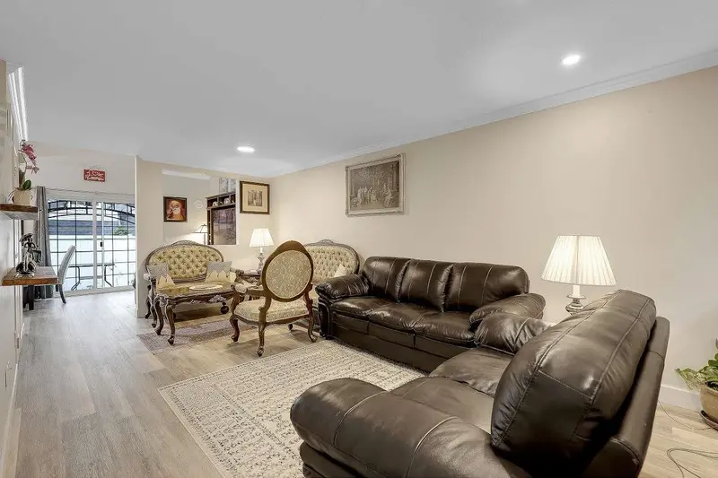 6 11355 NE 236 STREET - photo 3 of 25