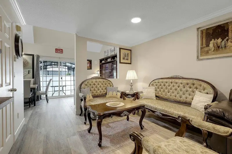 6 11355 NE 236 STREET - photo 4 of 25