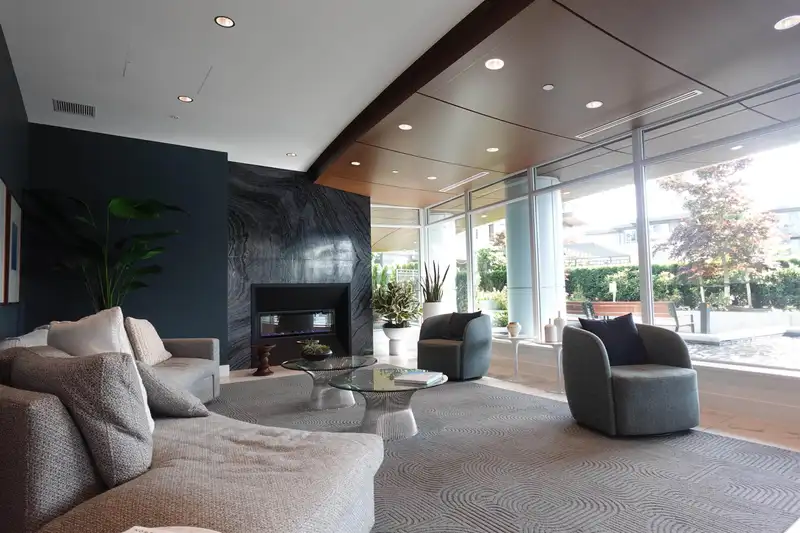 2401 7769 PARK CRESCENT - photo 3 of 13
