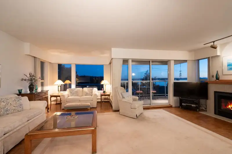 1215 CLYDE AVENUE - photo 3 of 34