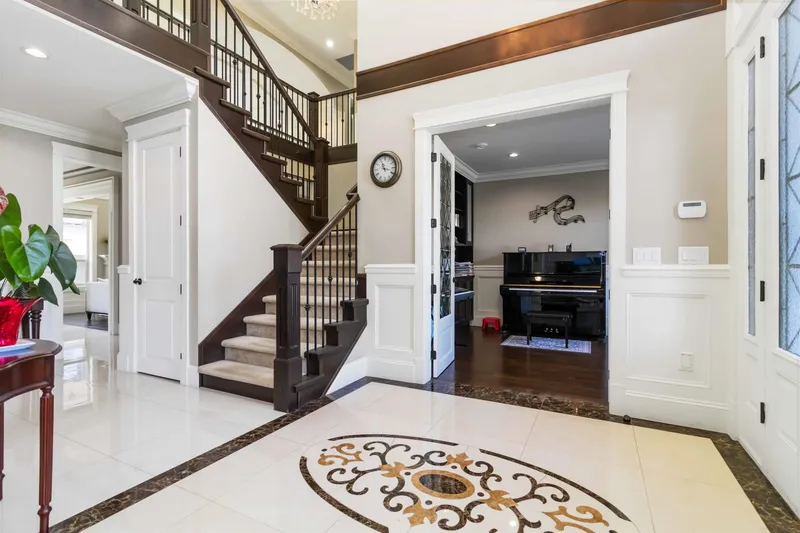 3560 FRANCIS ROAD - photo 2 of 25