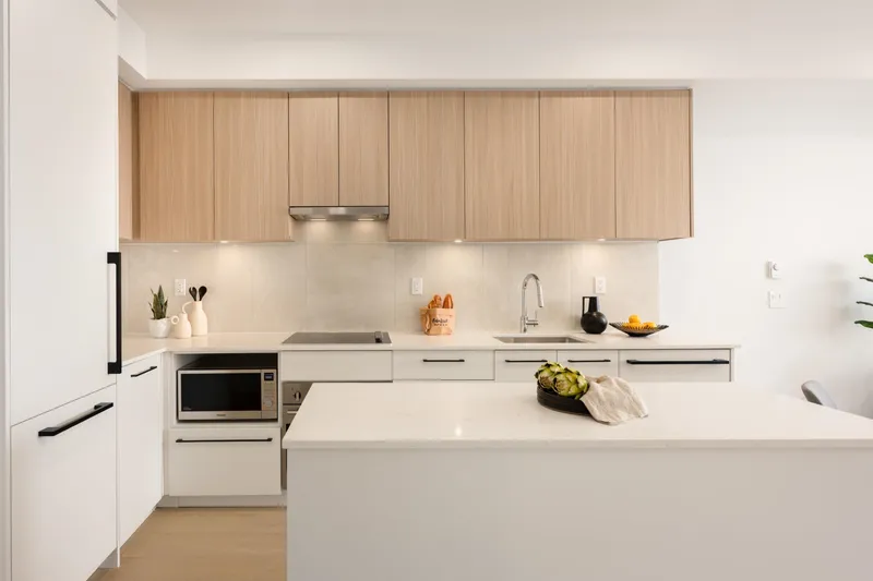 310 5398 207 STREET - photo 3 of 14