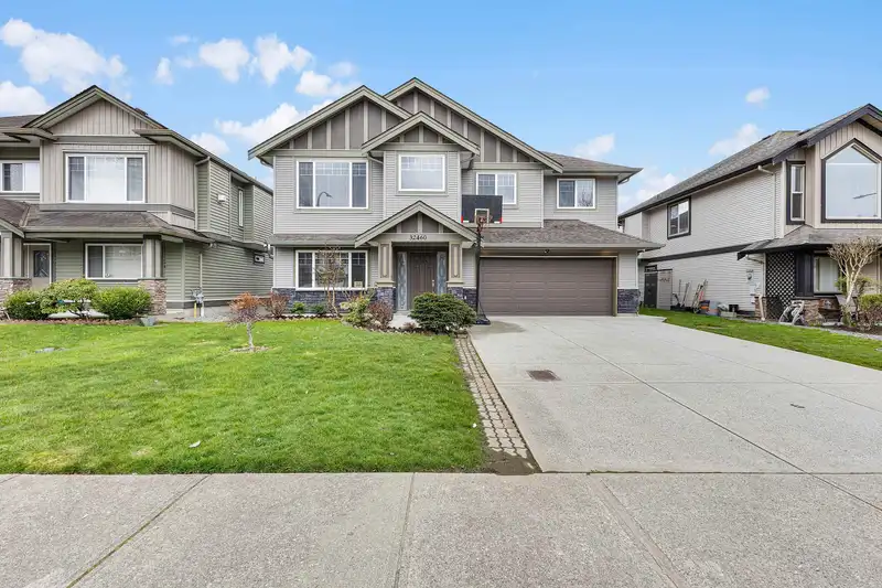 32460 MITCHELL AVENUE - photo 1 of 24