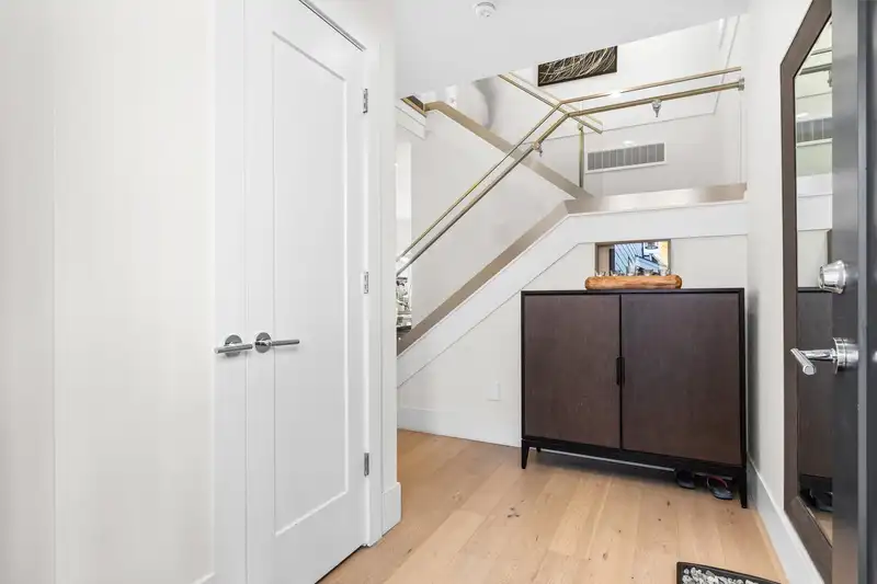 349 E 13 STREET - photo 2 of 40
