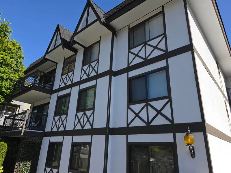 313 145 W 18 STREET - photo 1 of 9