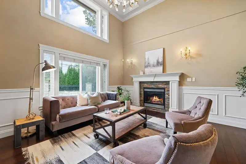 9200 SAUNDERS ROAD - photo 3 of 39
