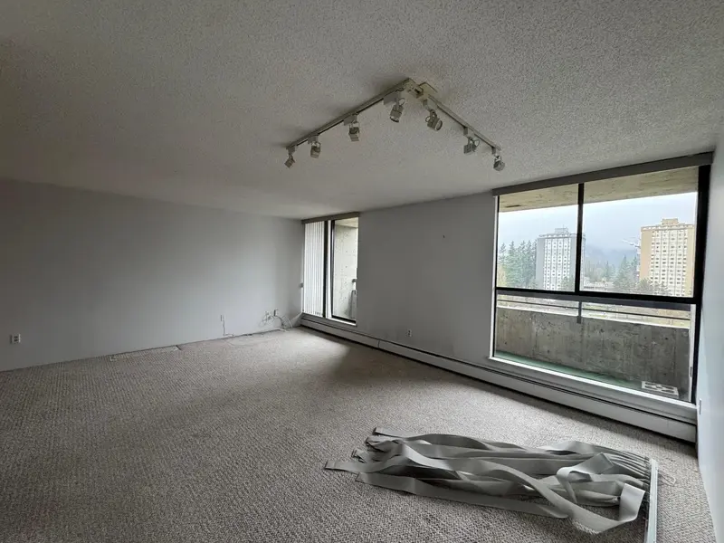 1401 3755 BARTLETT COURT - photo 4 of 18