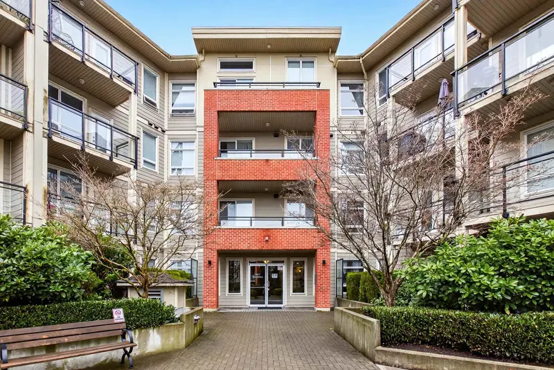 C412 20211 66 AVENUE - photo 1 of 25