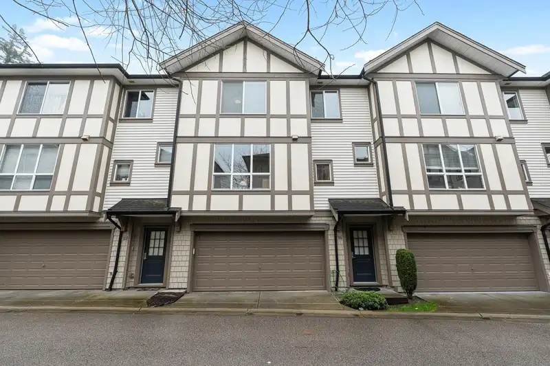 71 7848 209 STREET - photo 3 of 31