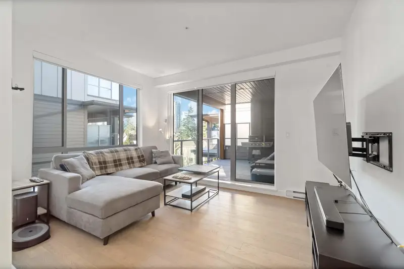 501 7133 14TH AVENUE - photo 2 of 23