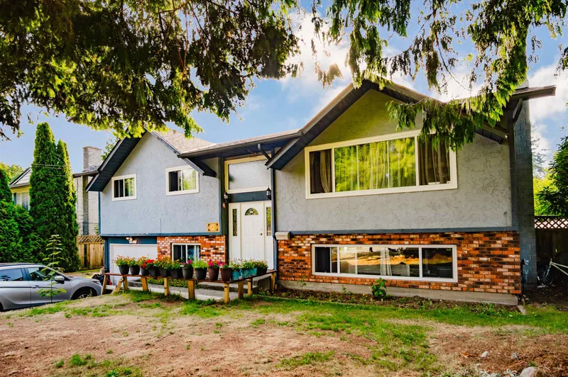 7475 112 STREET - photo 2 of 25