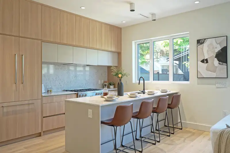 2 3315 W 10TH STREET - photo 4 of 27