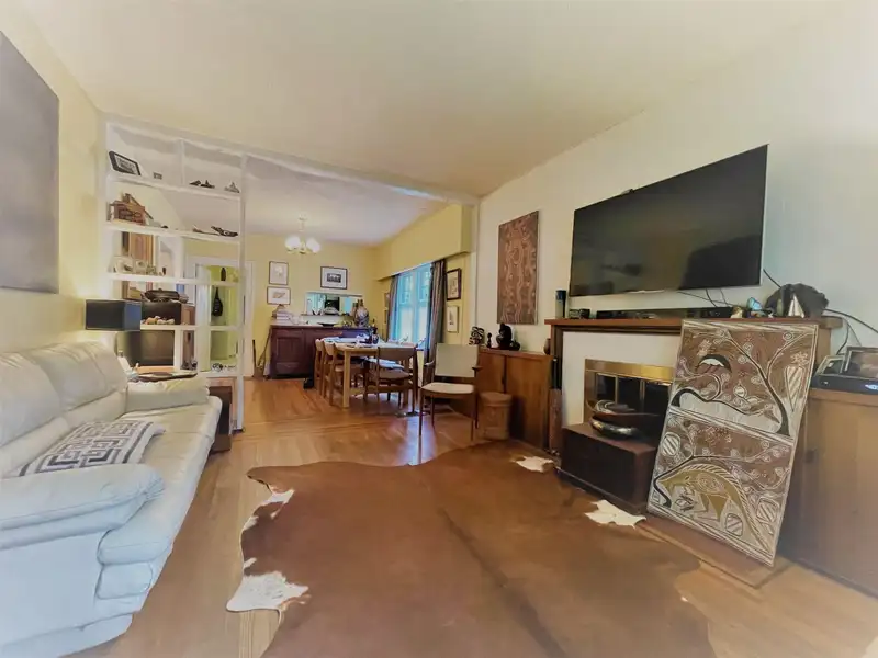 3259 W 7TH AVENUE - photo 2 of 23