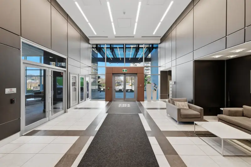 406 2388 MADISON AVENUE - photo 2 of 21