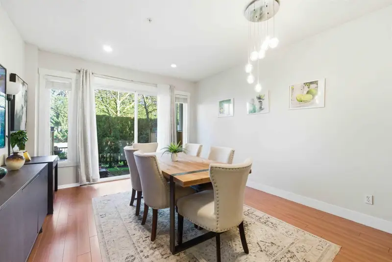 47 22865 TELOSKY AVENUE - photo 4 of 25