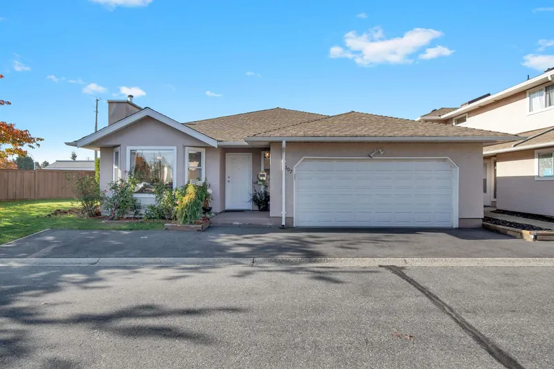 107 15501 89A AVENUE - photo 1 of 25