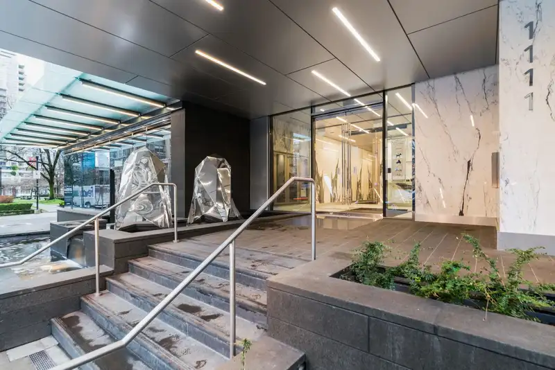 1407 1111 RICHARDS STREET - photo 2 of 40