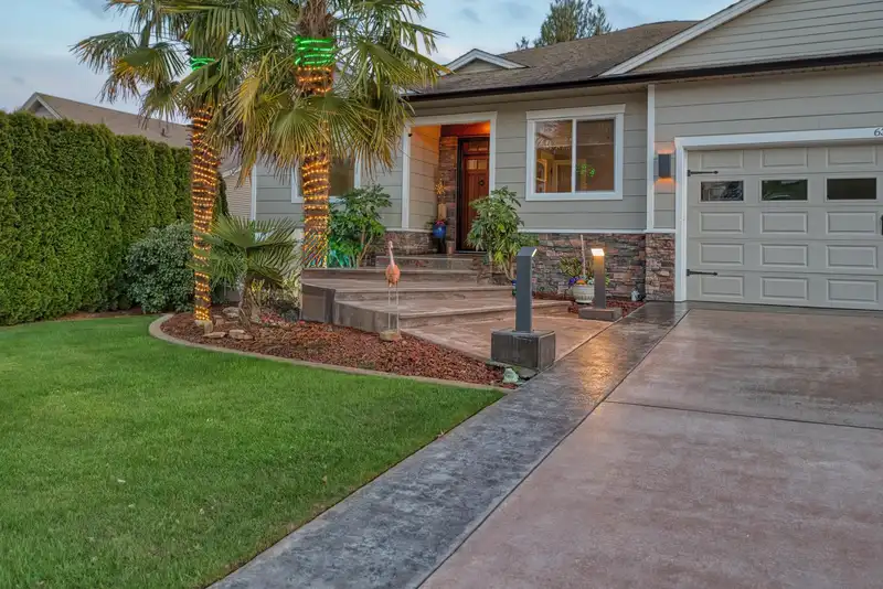 6369 JASPER ROAD - photo 4 of 40