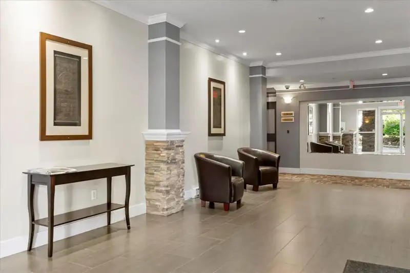 308 2068 SANDALWOOD CRESCENT - photo 3 of 25