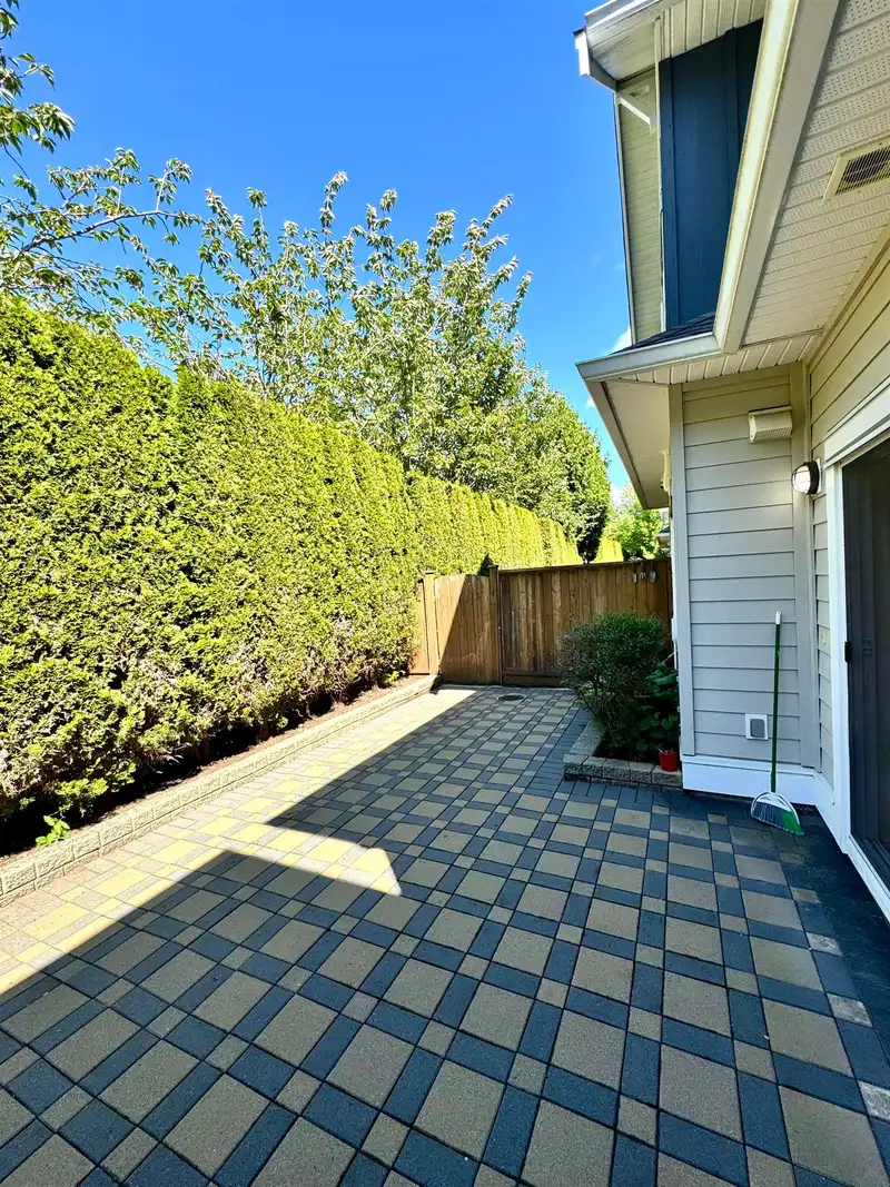 10 8091 WILLIAMS ROAD - photo 4 of 25
