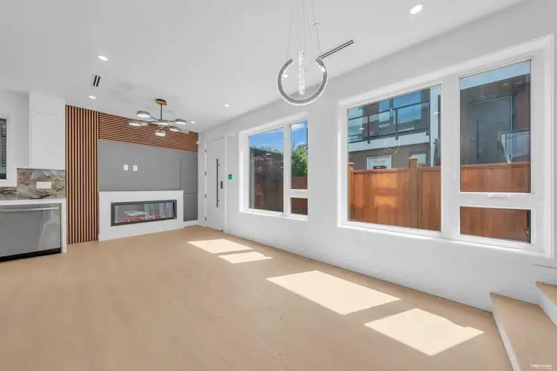 2891 ETON STREET - photo 3 of 23