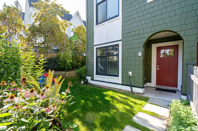 13 2888 156 STREET - photo 1 of 39