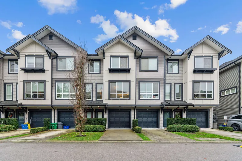 47 8570 204 STREET - photo 2 of 25