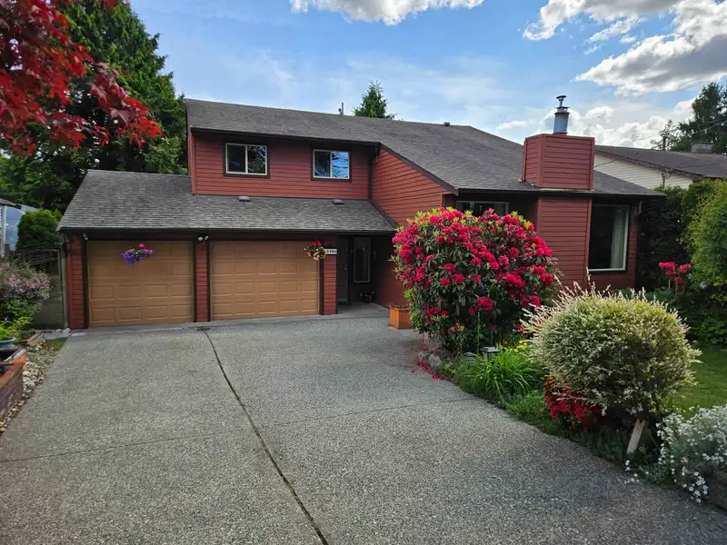 10906 80 AVENUE - photo 1 of 40