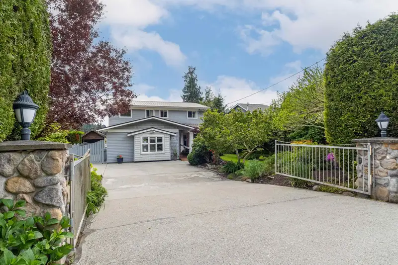 6417 MARMOT ROAD - photo 3 of 39