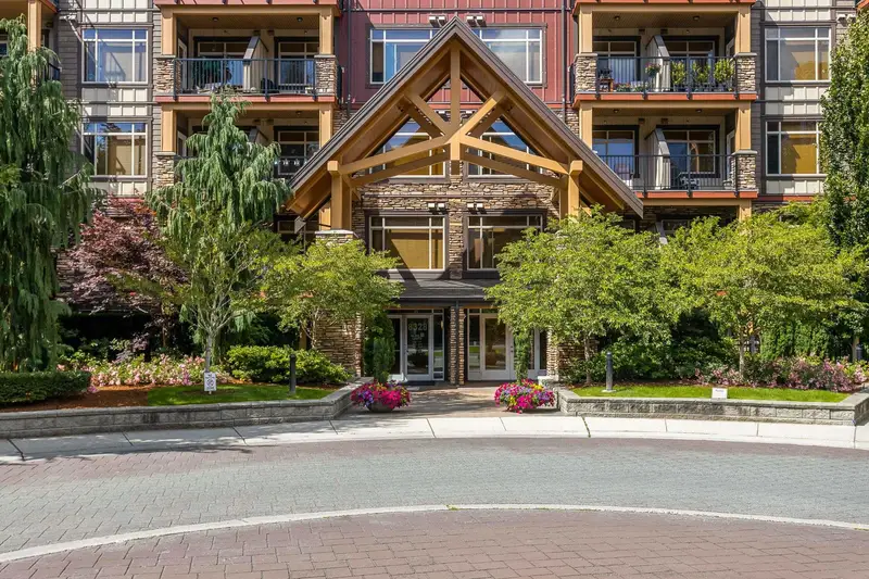 169 8328 207A STREET - photo 1 of 25