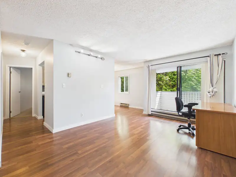 202 8700 ACKROYD ROAD - photo 2 of 19