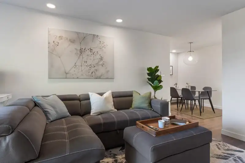 205 1827 W 3RD AVENUE - photo 4 of 14
