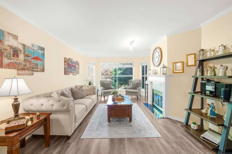 217 7161 121 STREET - photo 1 of 33