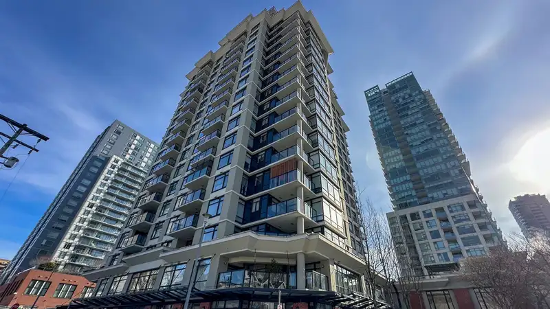 1002 610 VICTORIA STREET - photo 3 of 34