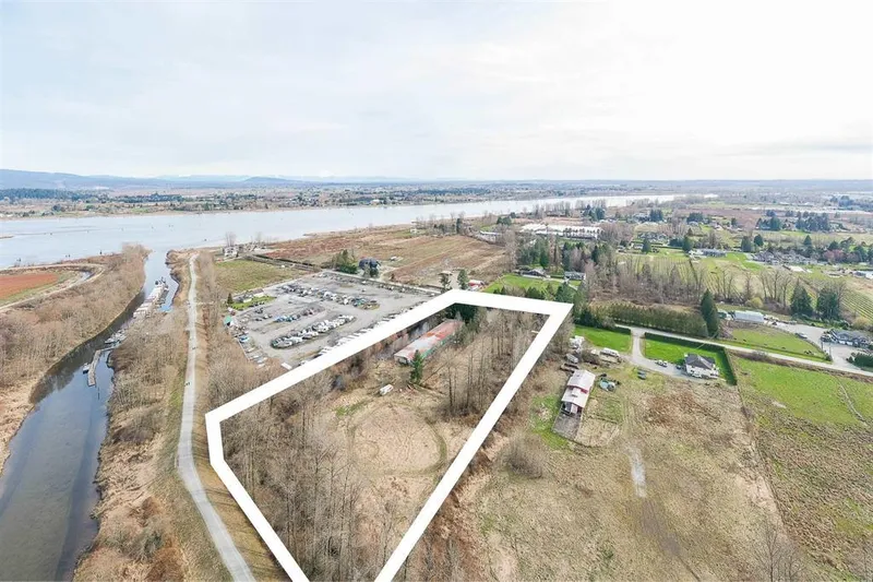 3775 LINCOLN AVENUE - photo 2 of 25