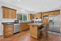 4330 BLAUSON BOULEVARD - thumbnail 3