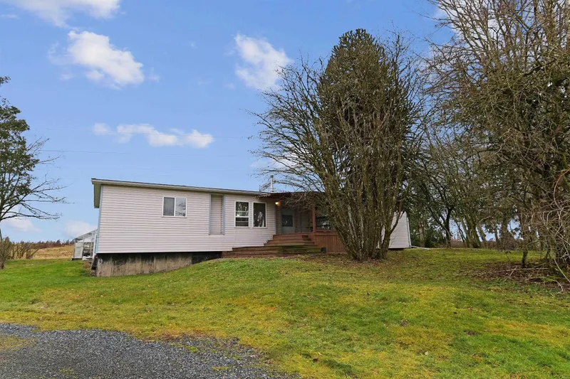 24643 21B AVENUE - photo 2 of 25