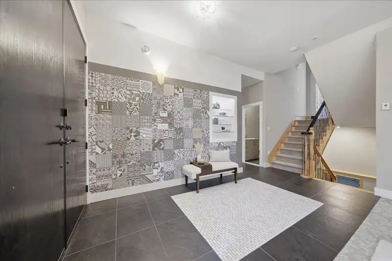 6733 VIVIAN STREET - photo 4 of 34