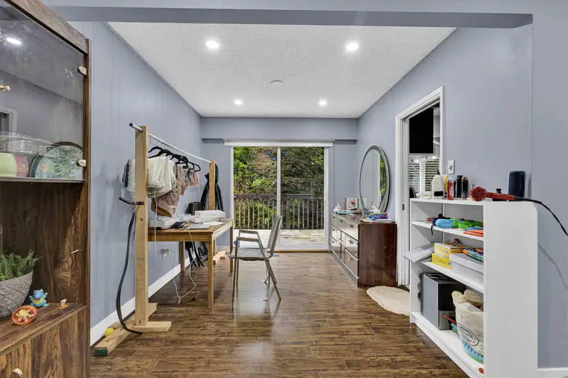 7059 BARKLEY PLACE - photo 4 of 25