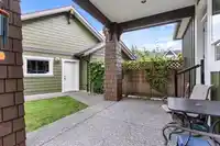 1 5882 COWICHAN STREET - thumbnail 32