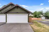 1 5882 COWICHAN STREET - thumbnail 36