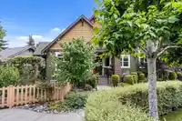 1 5882 COWICHAN STREET - thumbnail 38