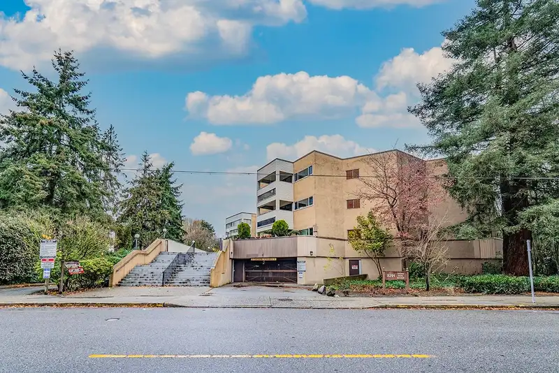 218 8291 PARK ROAD - photo 1 of 19